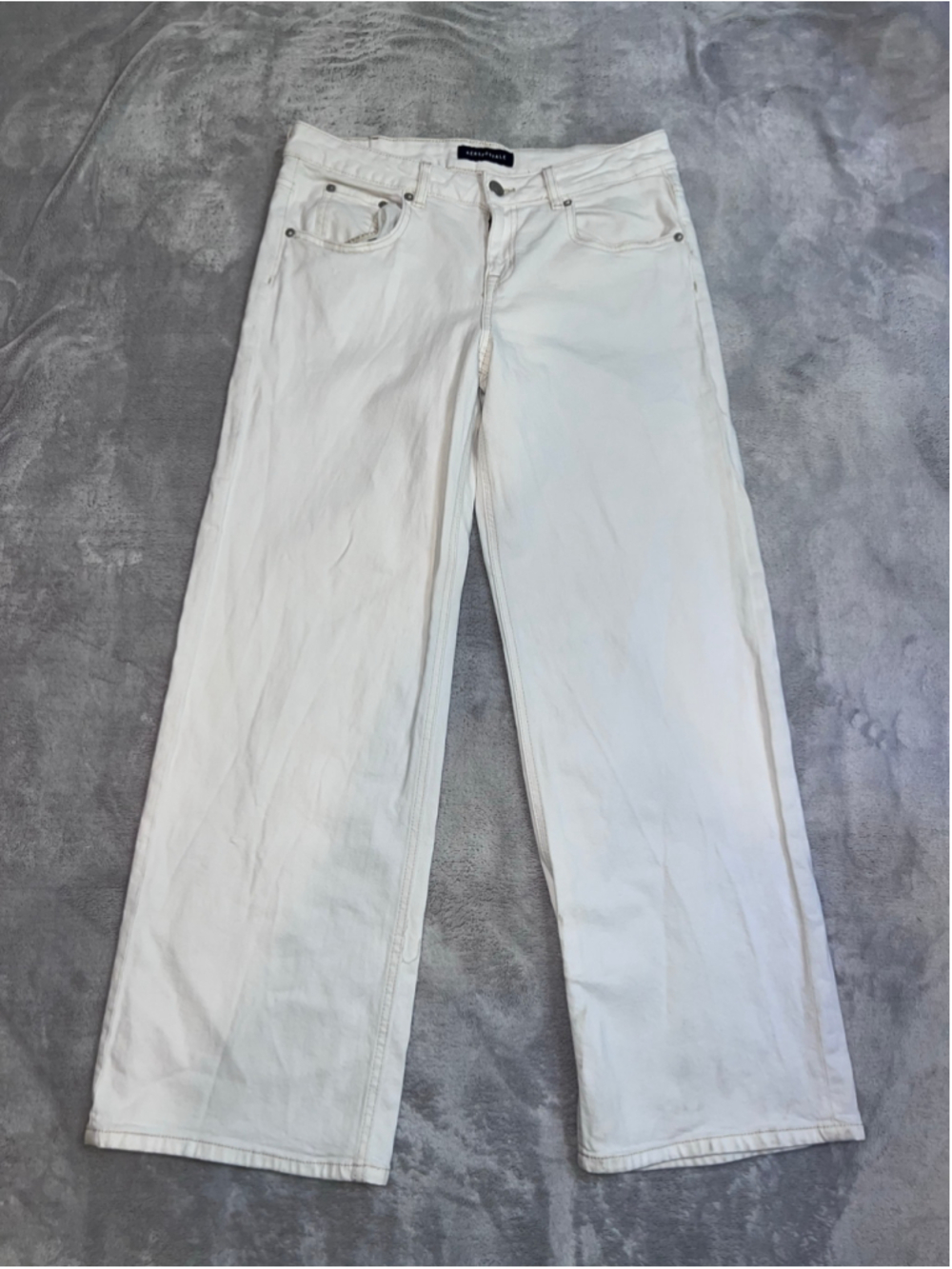 Aeropostale Wide Leg Jeans Size 8